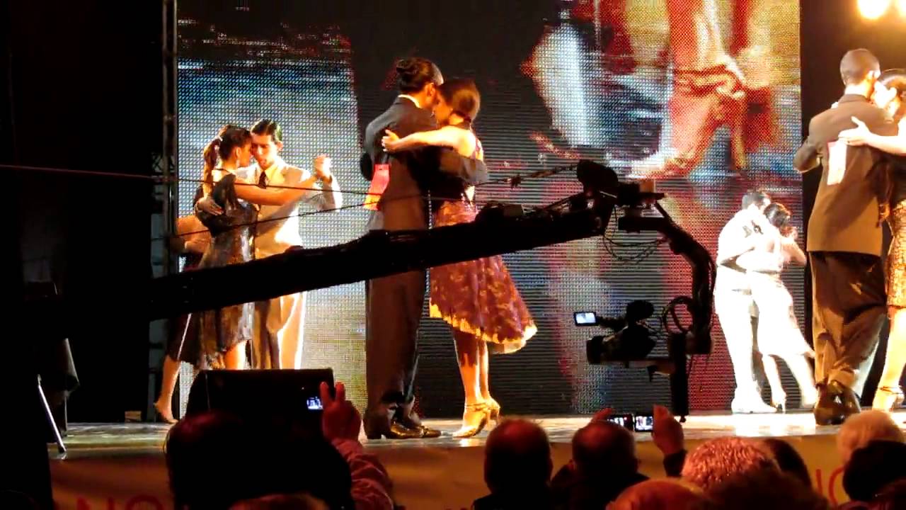 Rafael  Luna  y  Natasha  Arapé- (1)  2 6.08.11