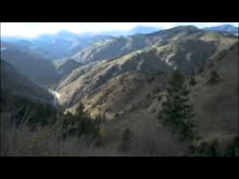 In the Hall of the Mountain King~Performed by Douglas Yeo