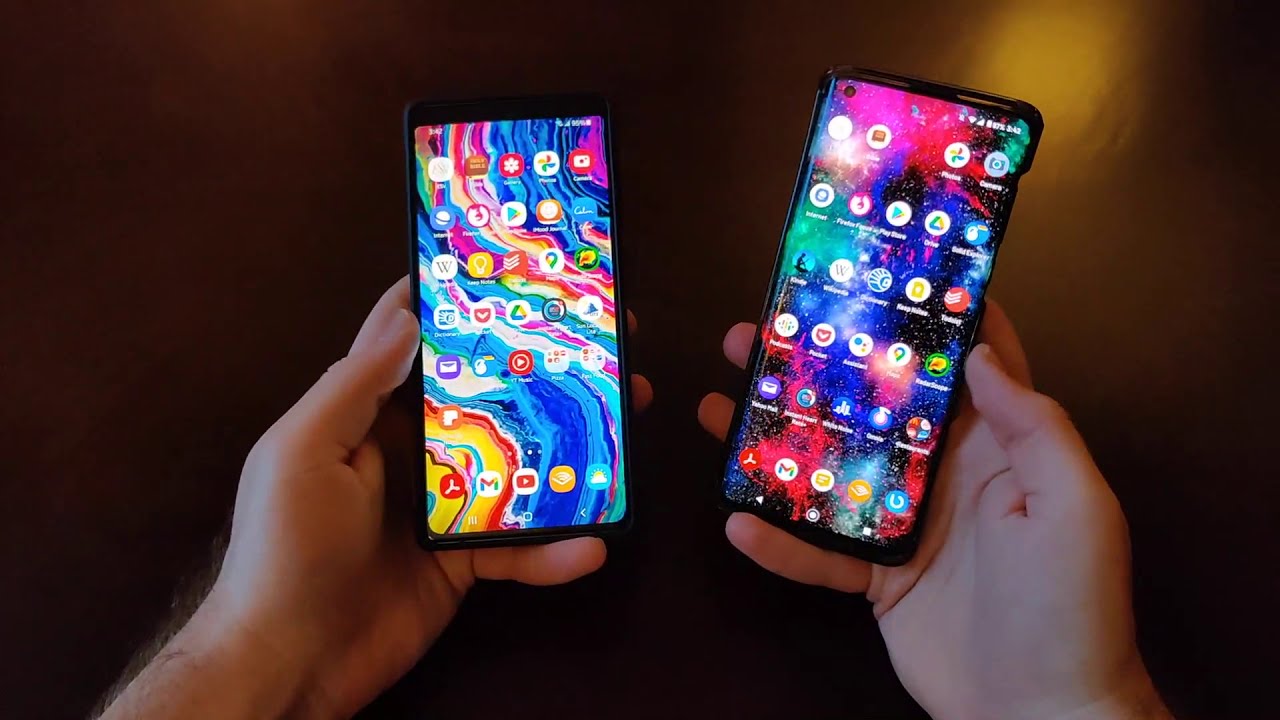 Samsung Galaxy Note 20 vs Motorola Edge - Display Comparison