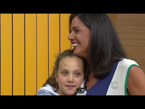 (RBS TV) Jornal do Almoço | Surpresa de aniversário para Cristina Ranzolin | 28/10/2015