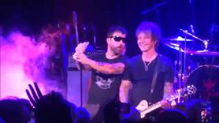 Royal Machines w/ Franky Perez - Enter Sandman (Metallica) - Live at the Roxy on 12/15/17