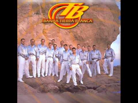 Banda Tierra Blanca - Me Estas Haciendo Falta
