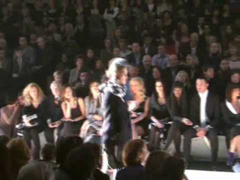 Milan Fashion Week Woman: Mariella Burani F/W 2009/2010