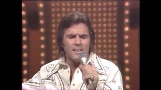 Slippin&#39; and Slidin&#39;  Medley - Crash Craddock and The Dream Lovers