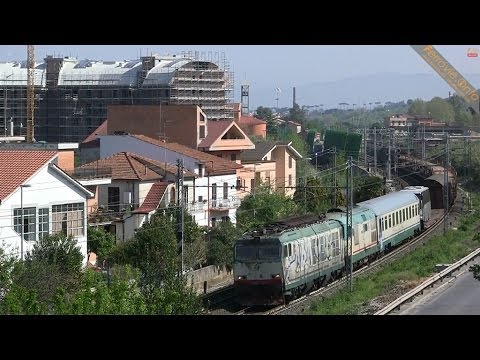 E.652.133 con Straordinario Militare - E.652.133 with military train