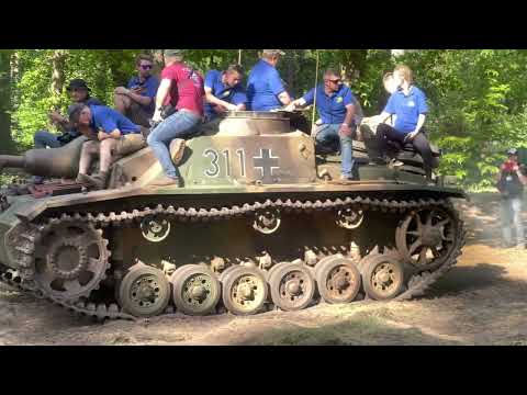2x StuG III startup and drive by (great audio!)