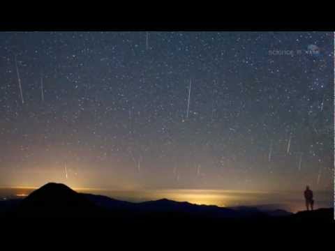 ScienceCasts: Draconid Meteor Outburst