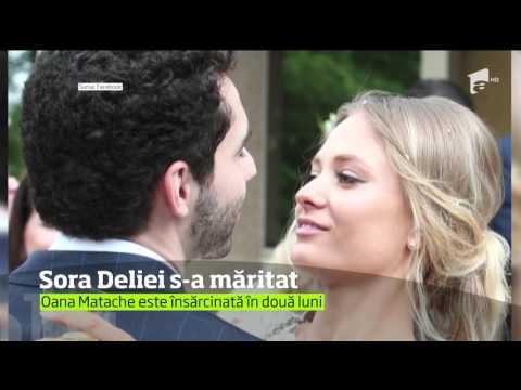 Oana Matache, Delia's sister, got married. Her sister was there, but her mother wasn't.