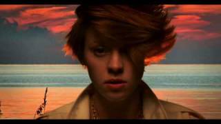 La Roux - Bulletproof [Tiborg radio Remix] lyrics