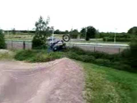 backflip raté julien