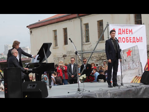 "Журавли" в исполнении Григория Чернецова, солиста Академии Мариинского театра