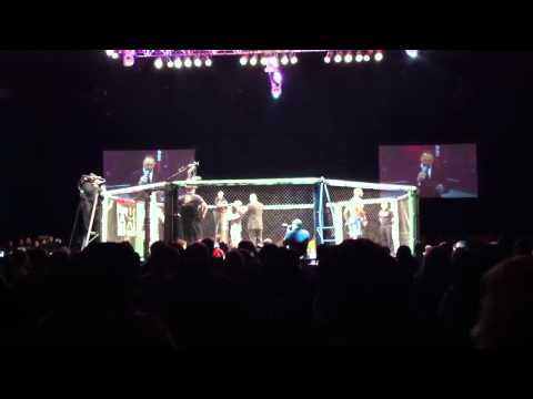 Jimi Manuwa knocks out Antony Rea