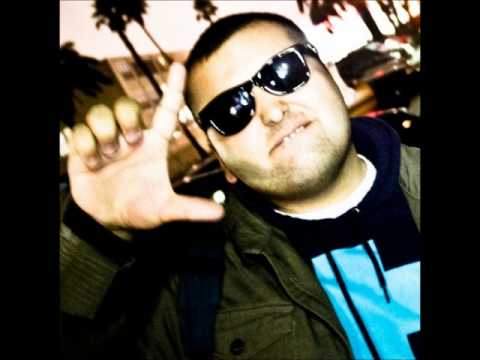 Lowkey Ft. Cal-A - Tight Fist (New Jerkin Song 2011)