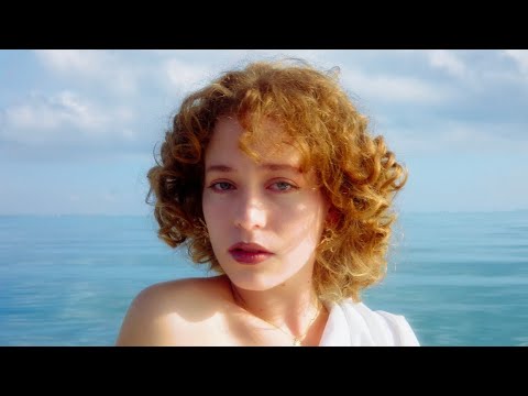 Thumbnail de Zenyi & Julia Cry - Sta. María (VIDEOCLIP) 2023 DIRECCIÓN, DIRECCIÓN DE FOTOGRAFÍA Y COLOR