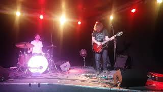 No age - Teen creeps