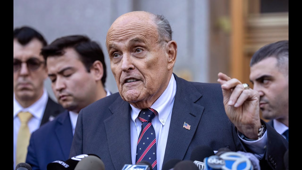BREAKING: Rudy Giuliani pulls insane stunt in court