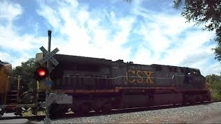 preview picture of video 'CSX Back To Back Trains'