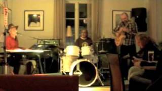 Skram Lounge, Live in Florø: "Dance the night away with you"