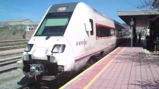 preview picture of video 'Serie 598 de renfe saliendo de Plasencia a Huelva'