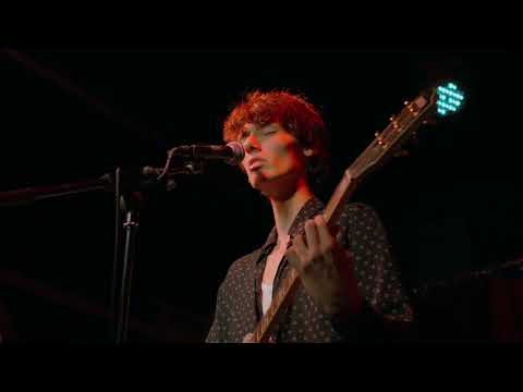 Le Salon and Roman Ausen