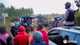 Download lagu BREAKING: Police Block Bobi Wine in Alleged Ambush on His Way to Amuria mp3