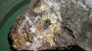 HOW TO TELL THE DIFFERENCE  BETWEEN GOLD and PYRITE