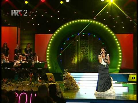 Renata Kos i Tamburaški ansambl Podravine.mpg