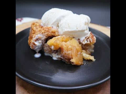 Pillsbury Cinnamon Roll Apple Cobbler (5 ingredients)
