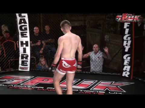 GPUK - Night of the Gladiators - Dave Cole Vs Carwyn Edwards