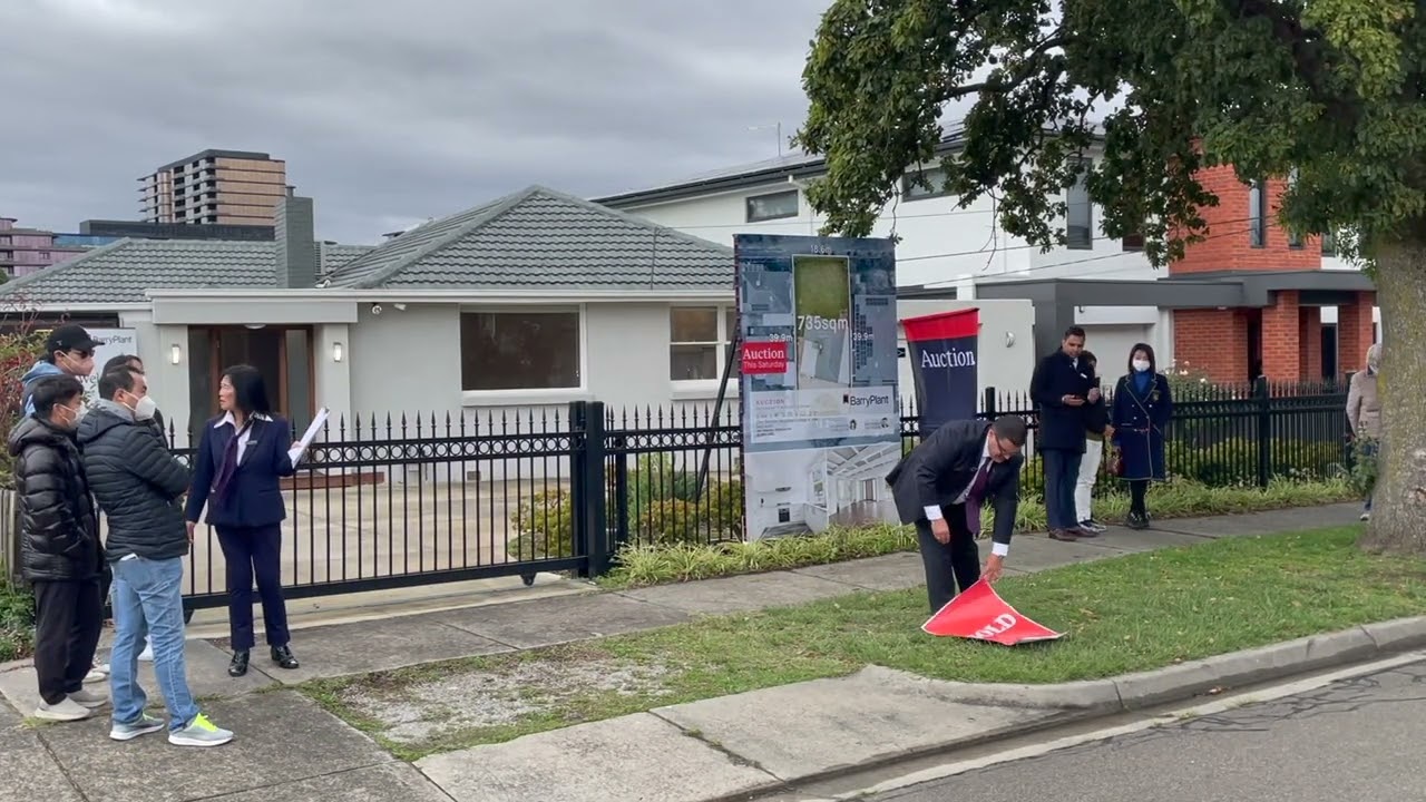 Sam Rossello Barry Plant Waverley