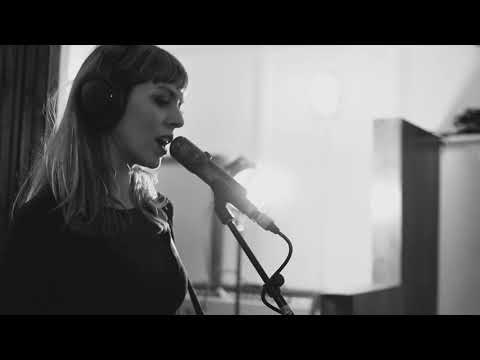 Fuzz Club Session: The Gluts - Ponytail