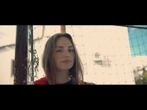 ＭＡＮＴＨＩＮＫＳ　－　ＣＯＢＡＩＮ (Videoclip Oficial)