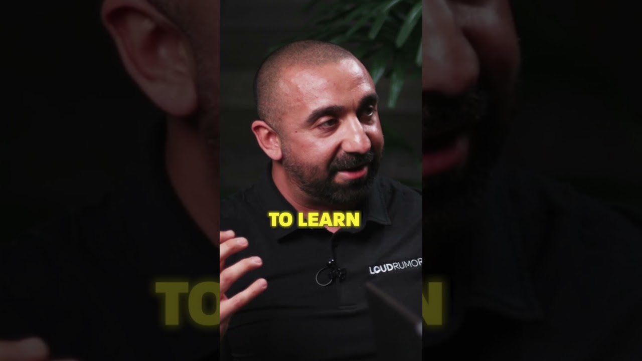 Keep Your Attention To The Customer | Mike Arce