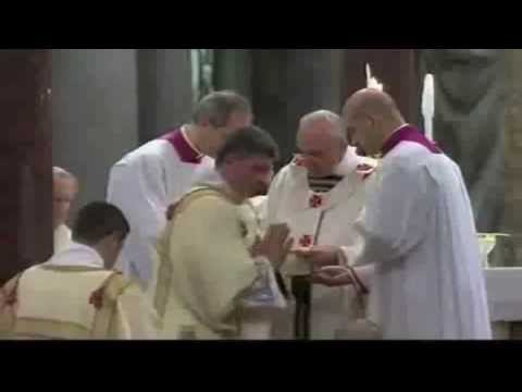 Click to Watch the Receiving the Eucharist: I Have Decided to Kneel For Jesus video