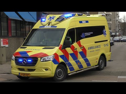 A1 [Nieuwe] Ambulance 13-152 met spoed in Amsterdam