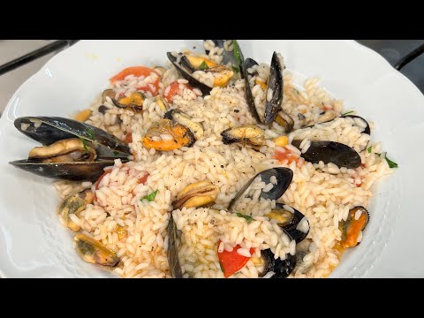 Risotto con le cozze: una ricetta facile e gustosa ๐ Italian food official 2023