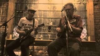 Diving Duck Blues - Jimi Hocking & Bert Deivert. Mandolin blues