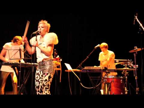 Lisa Pedersen - Left Aside - LIVE 2010