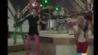 Radio Futura Enamorado de la moda juvenil Aplauso