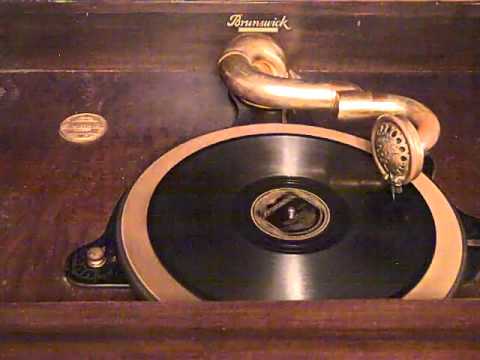 BEN BERNIE FRANKLY BAUR - HALF A MOON - ROARING 20'S BRUNSWICK CORTEZ