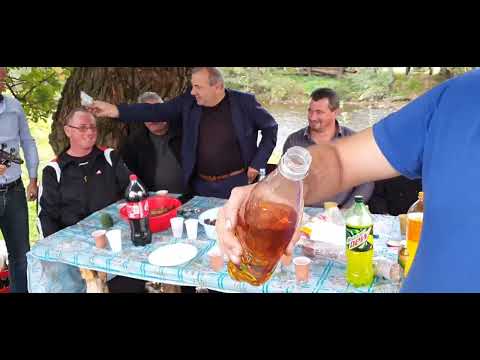 Bebe Dragomir-Cu precinii la o răchie !