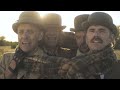 HUGORM - HUGORM NEDLÆGGER FORSVARET (feat. Peter Sommer) [Officiel video]