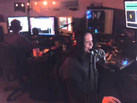 XXL Radio de A2b feat Fara - Tell Me Where You Are