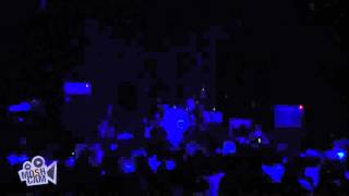 SIA - BUTTONS (LIVE)