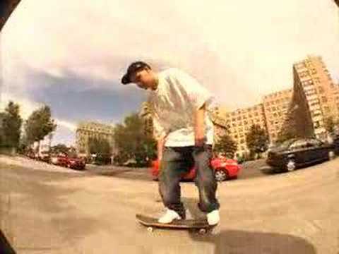 Wade DesArmo "How to 3flip" tricktips