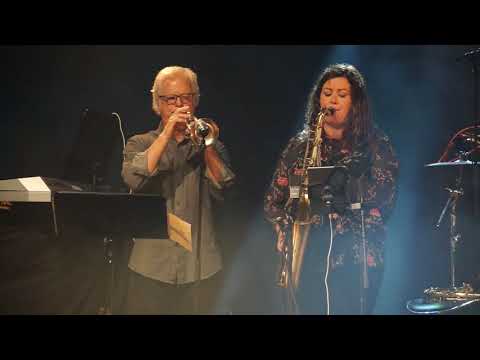 Fletch Wiley, Frøydis Grorud & Bill Maxwell Band: Gazoot