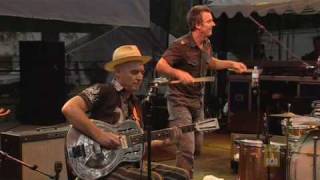 Backsliders - You Three - Womadelaide 2007