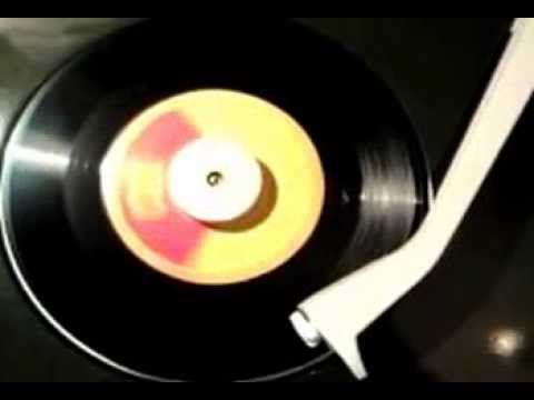 Sanremo 1959 - TU SEI QUI  (Betty Curtis)