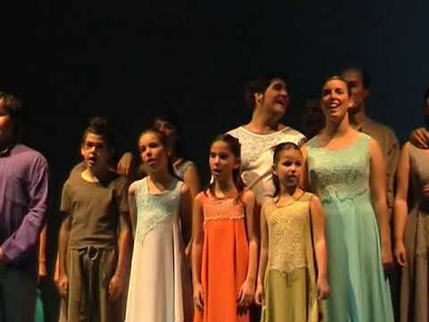 Espectacle "Fills del Mar" del grup Montgrí Dansa i Trapassacs. Falset 23/10/2007