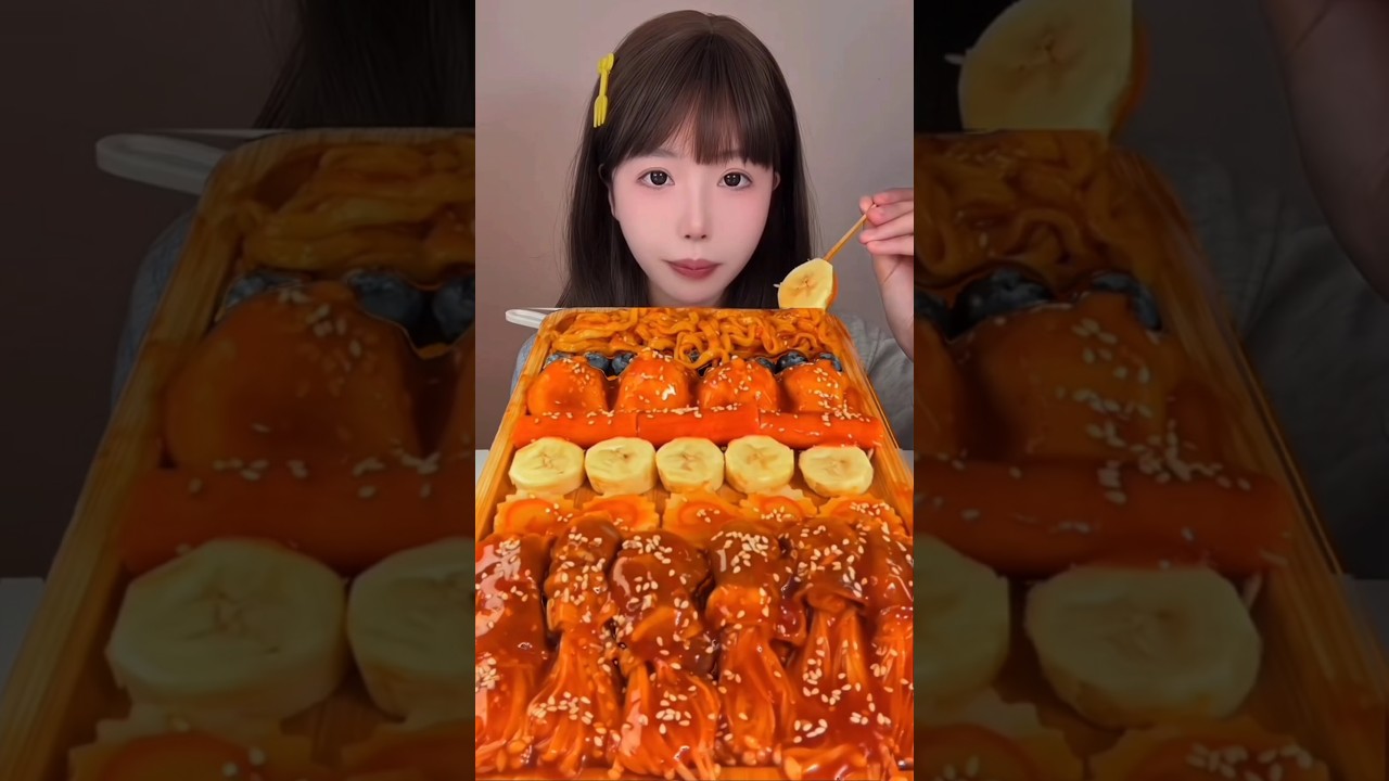 Paldo Bibimmen Ramyeon Hot Blackbean Ramen & Noodle Mukbang